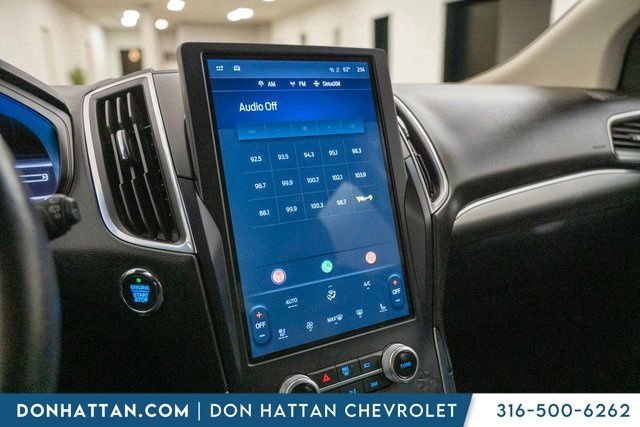 Used 2022 Ford Edge Titanium image 9
