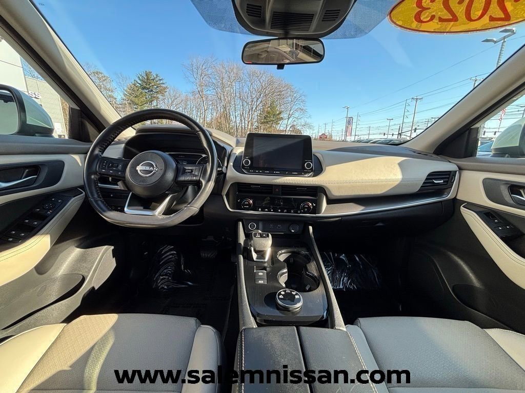 Certified 2023 Nissan Rogue SV w/ SV Premium B Package AWD/4WD image 13