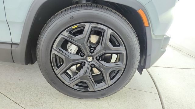 Used 2023 Rivian R1T Adventure image 56