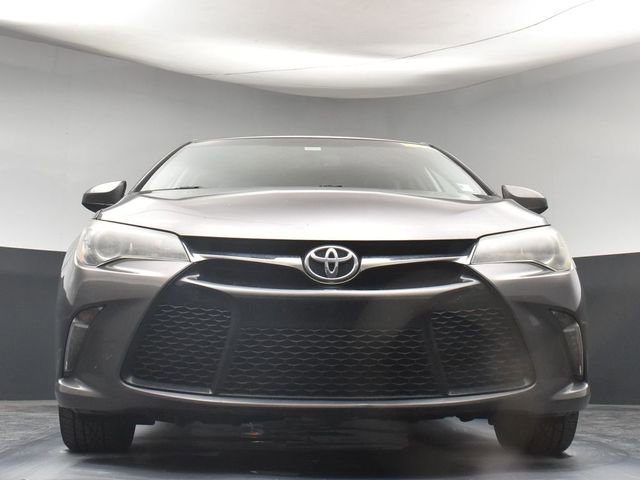 Used 2017 Toyota Camry XSE w/ Moonroof Package FWD image 34