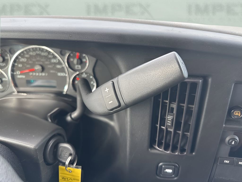 Used 2023 GMC Savana 2500 w/ Driver Convenience Package image 14