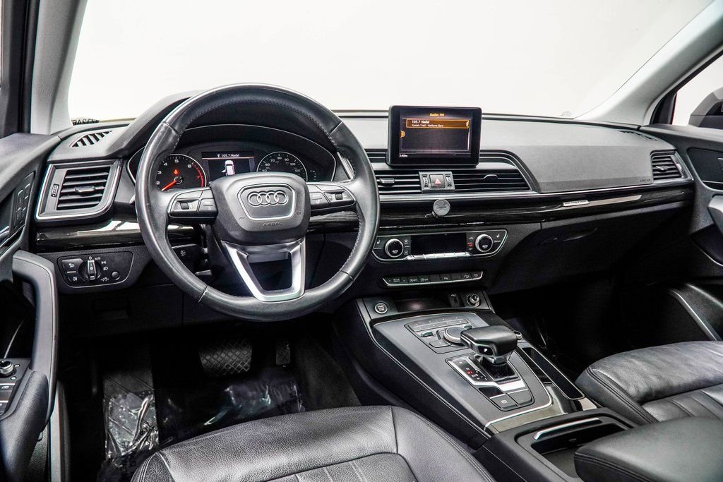 Used 2018 Audi Q5 2.0T Premium Plus w/ Premium Plus Package image 5