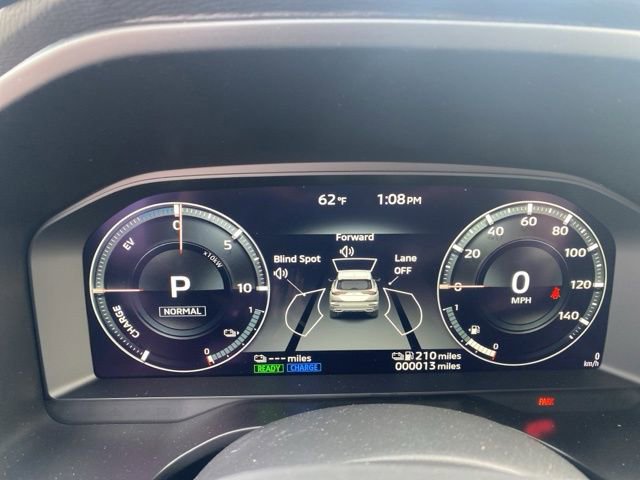 New 2025 Mitsubishi Outlander SEL image 24