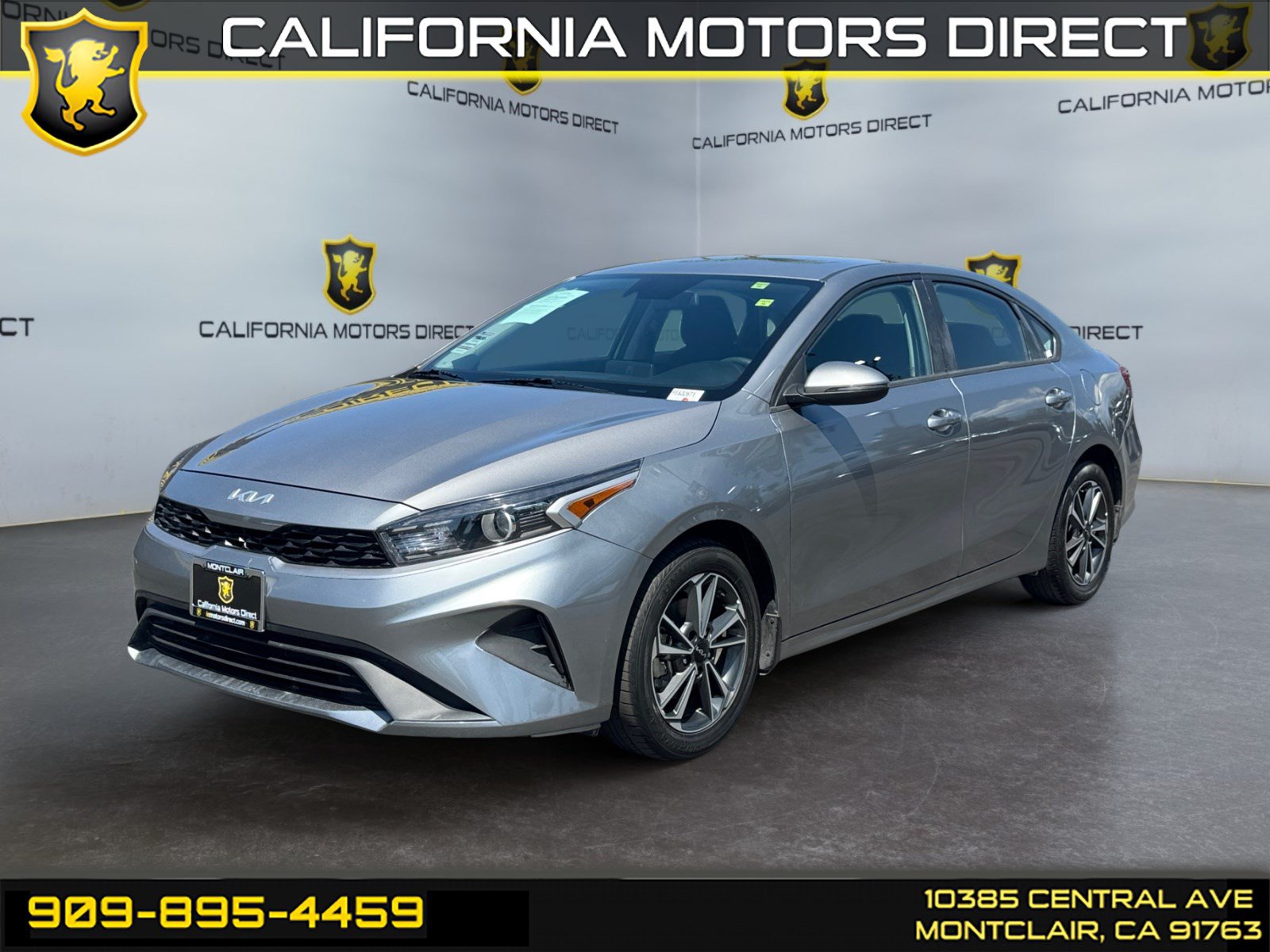 Used 2023 Kia Forte LXS w/ LXS Technology Package FWD image 1