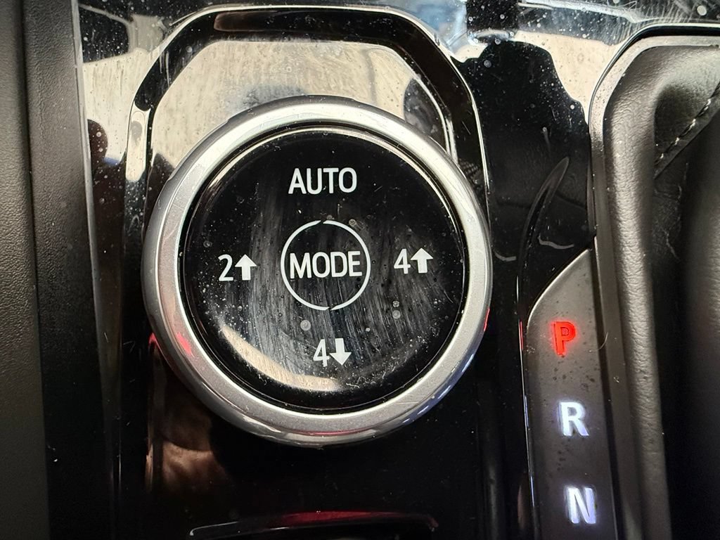 Used 2024 Chevrolet Colorado Trail Boss AWD/4WD image 53