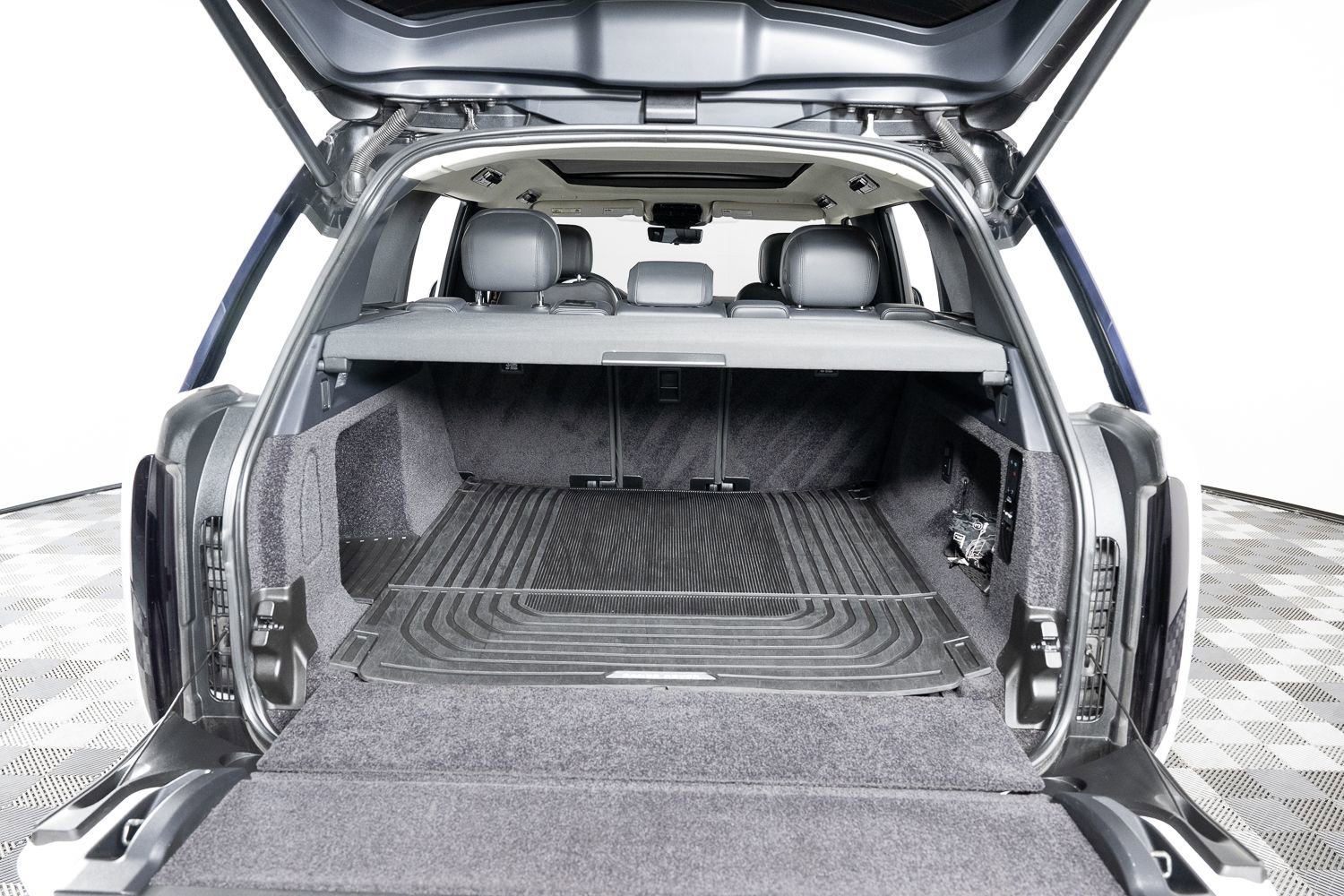 Used 2022 Land Rover Range Rover SE image 20