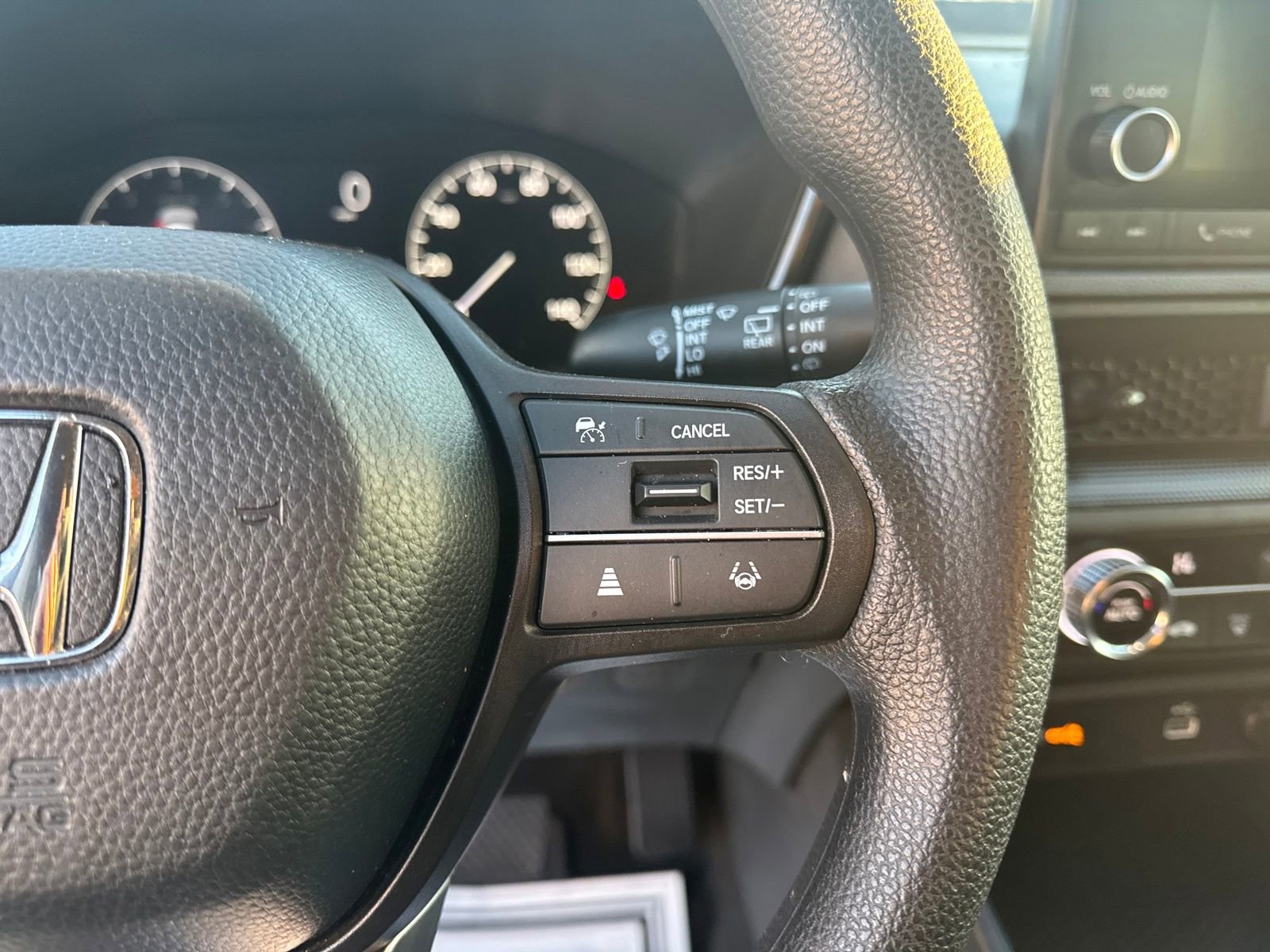 Used 2025 Honda CR-V LX image 15