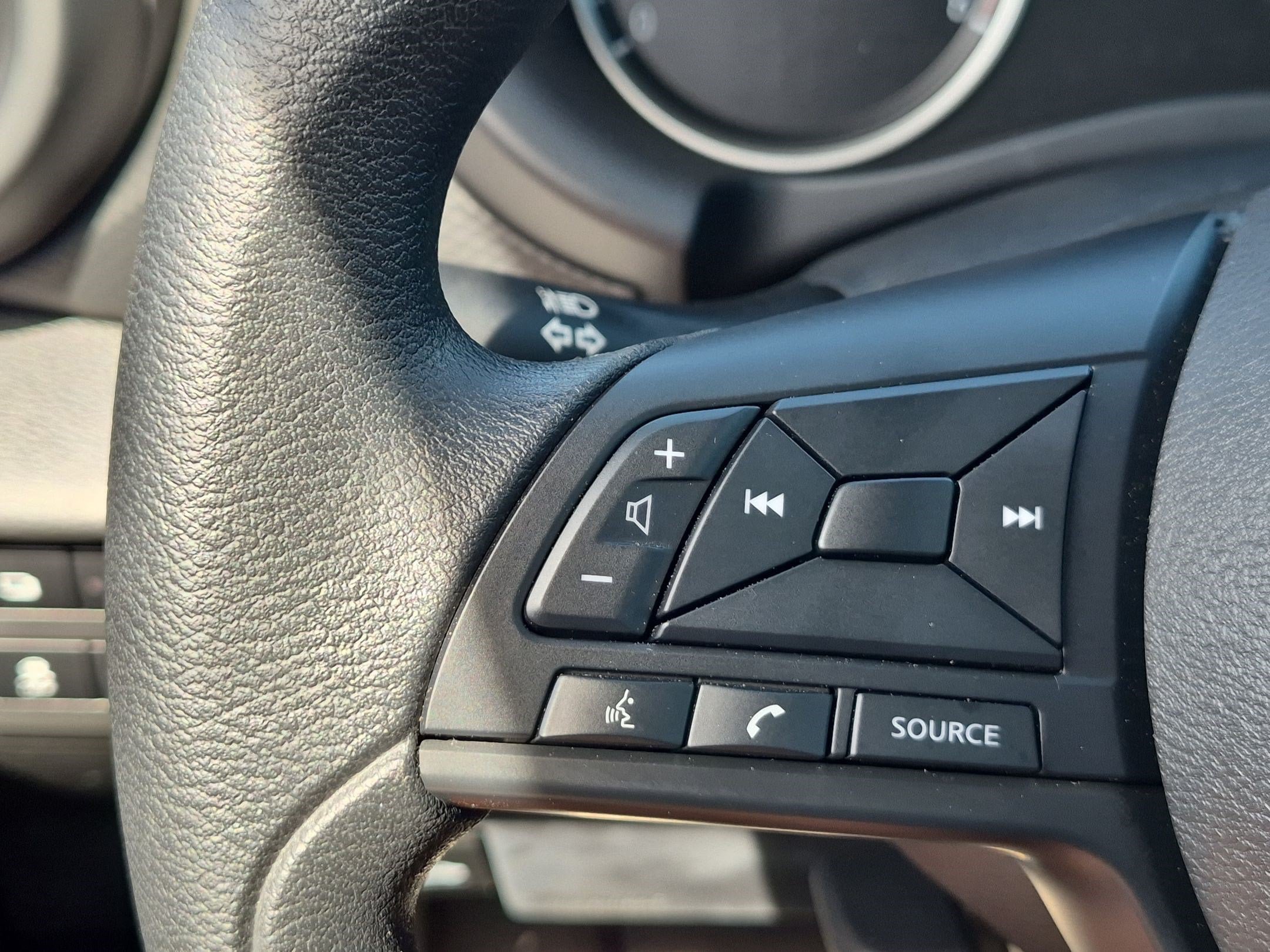 Used 2025 Nissan Kicks Play S FWD image 18