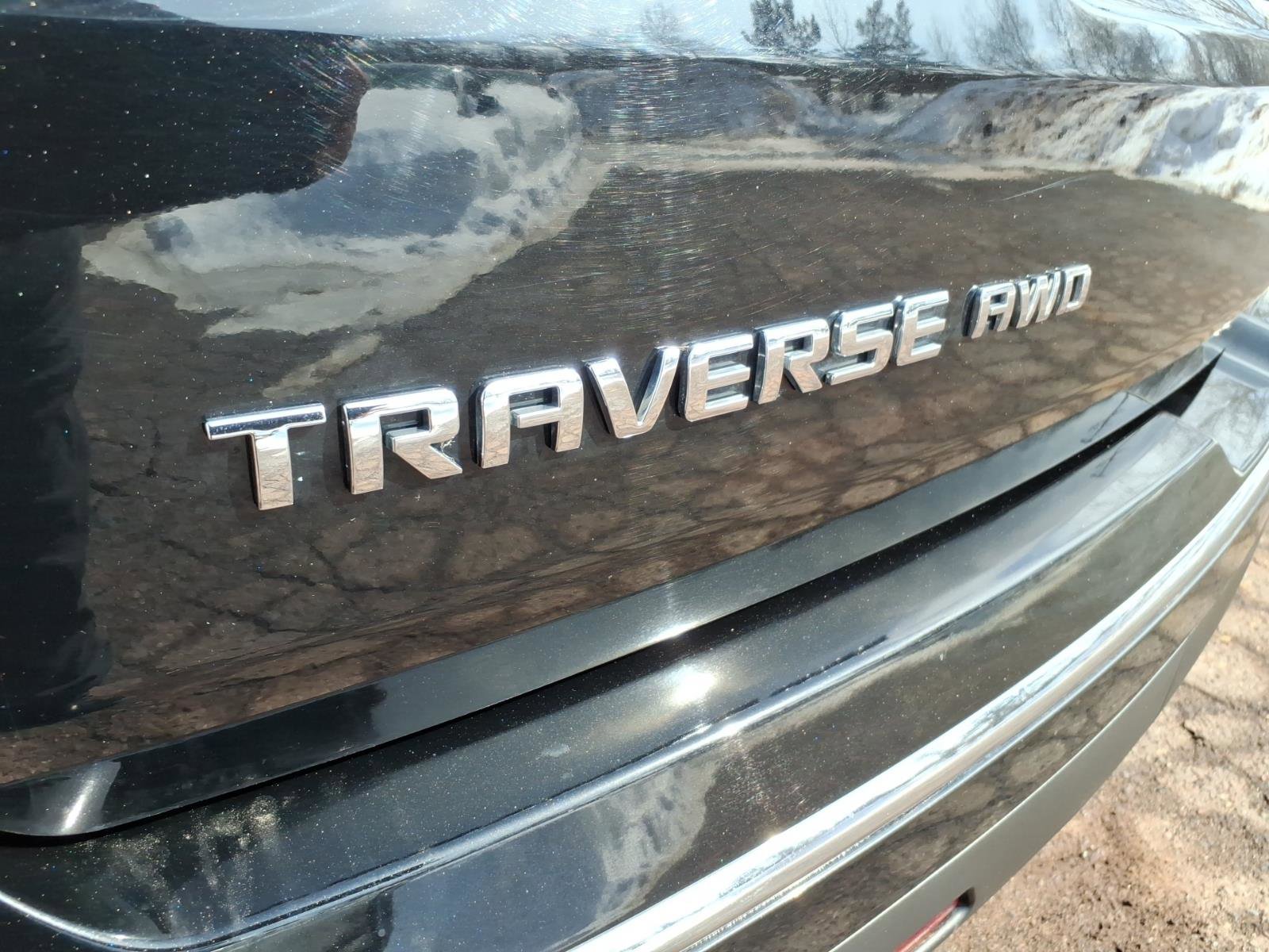 Used 2023 Chevrolet Traverse Premier AWD/4WD image 4