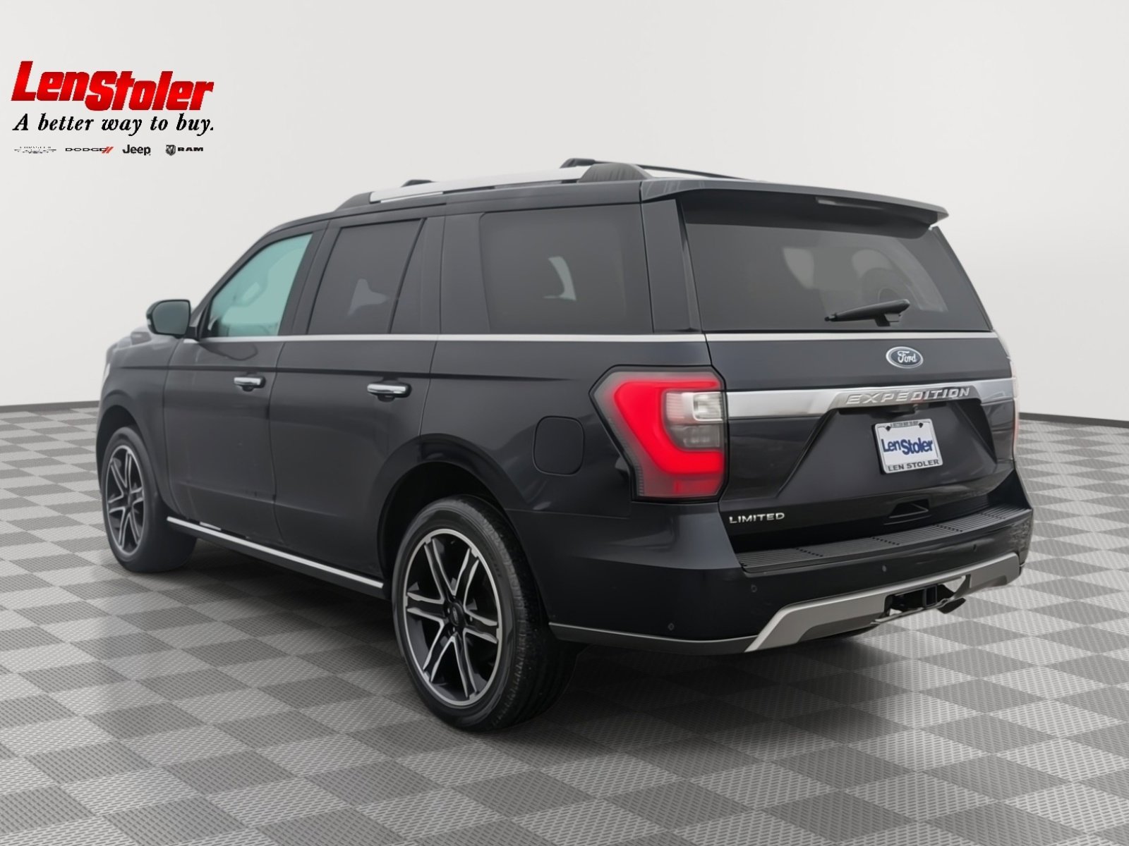 Used 2021 Ford Expedition Limited image 3