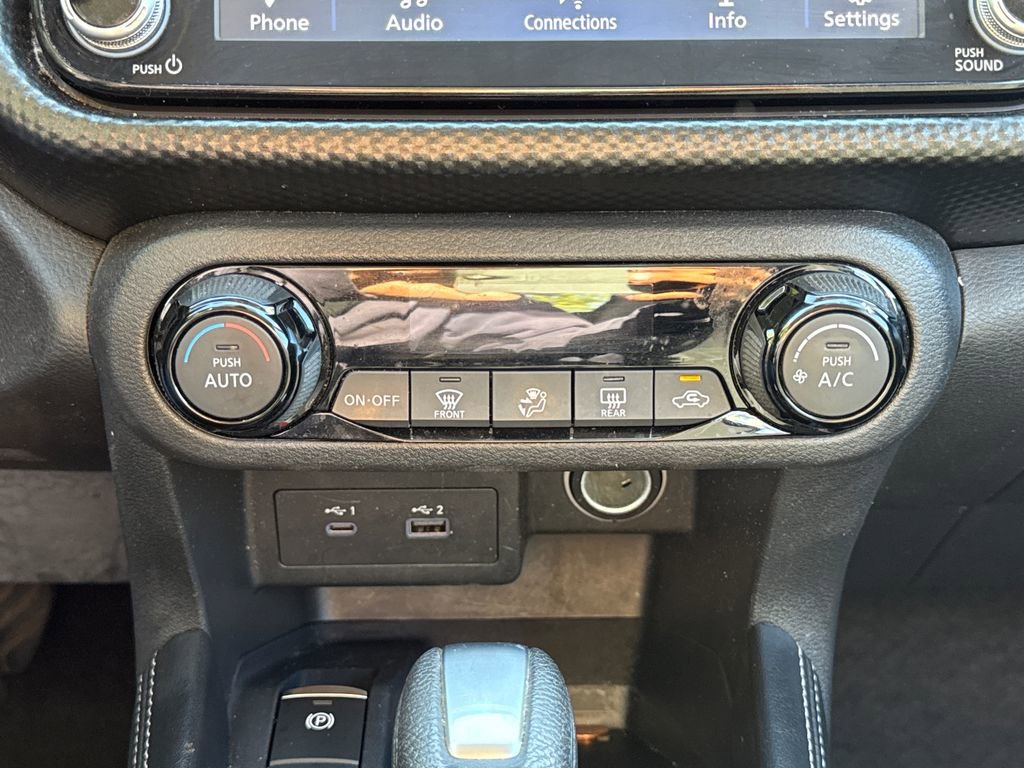 Used 2022 Nissan Kicks SV image 23