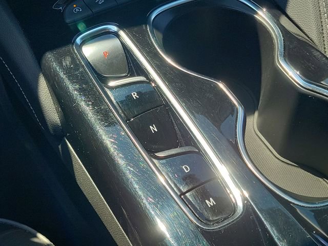 Used 2023 Buick Envision Avenir image 36