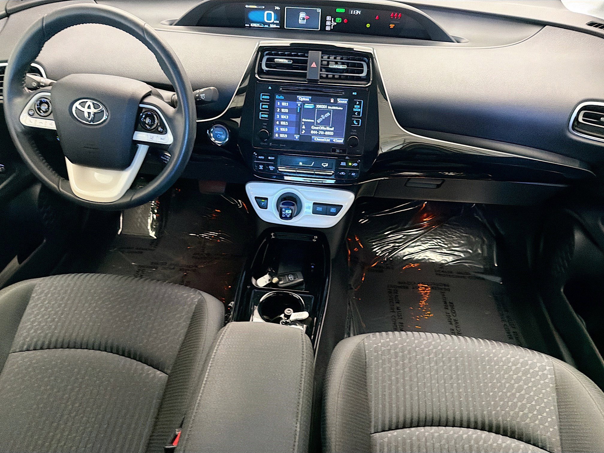 Used 2017 Toyota Prius Three w/ Carpet Mat Package FWD image 12