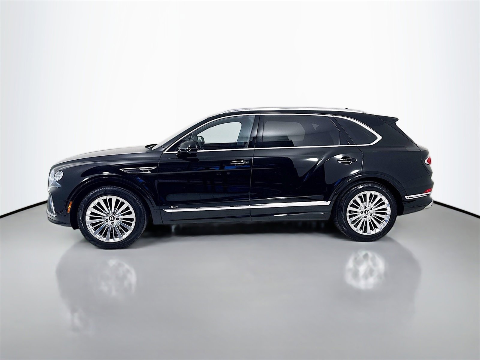 Certified 2024 Bentley Bentayga Extended Wheelbase image 5