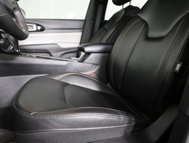 Used 2024 Jeep Compass Limited image 12