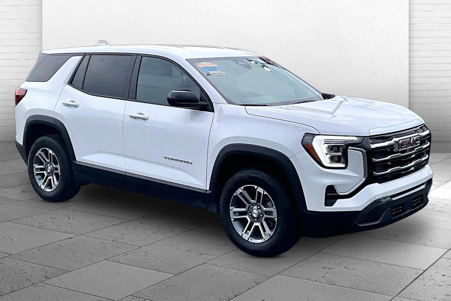 Used 2026 GMC Terrain Elevation