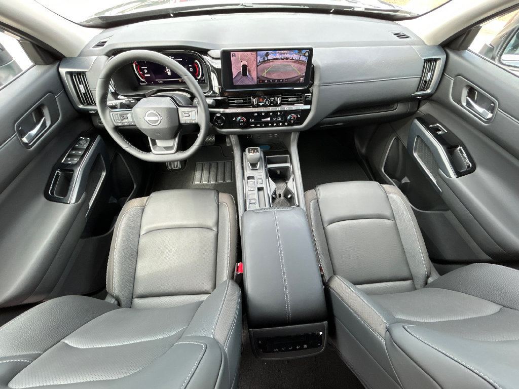 New 2026 Nissan Pathfinder SL FWD image 32