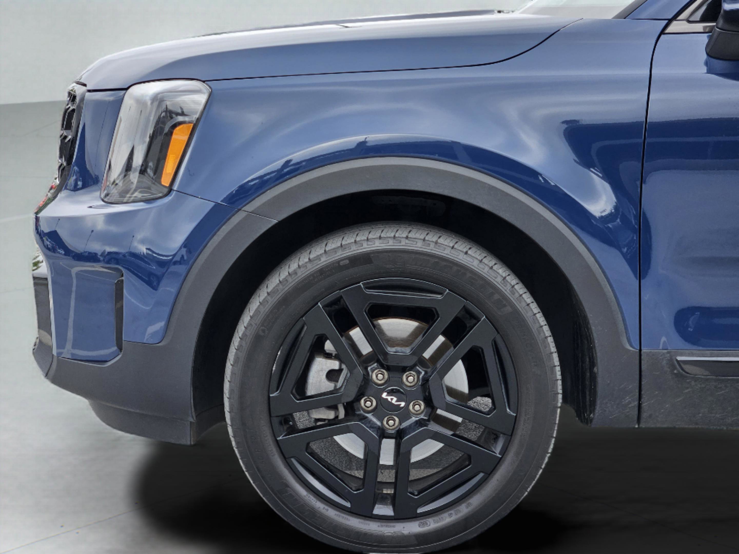 Used 2024 Kia Telluride EX X-Line AWD/4WD image 32