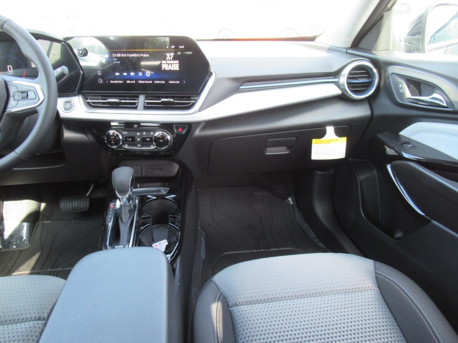 New 2026 Chevrolet Trax LT w/ Driver Confidence Package FWD image 15