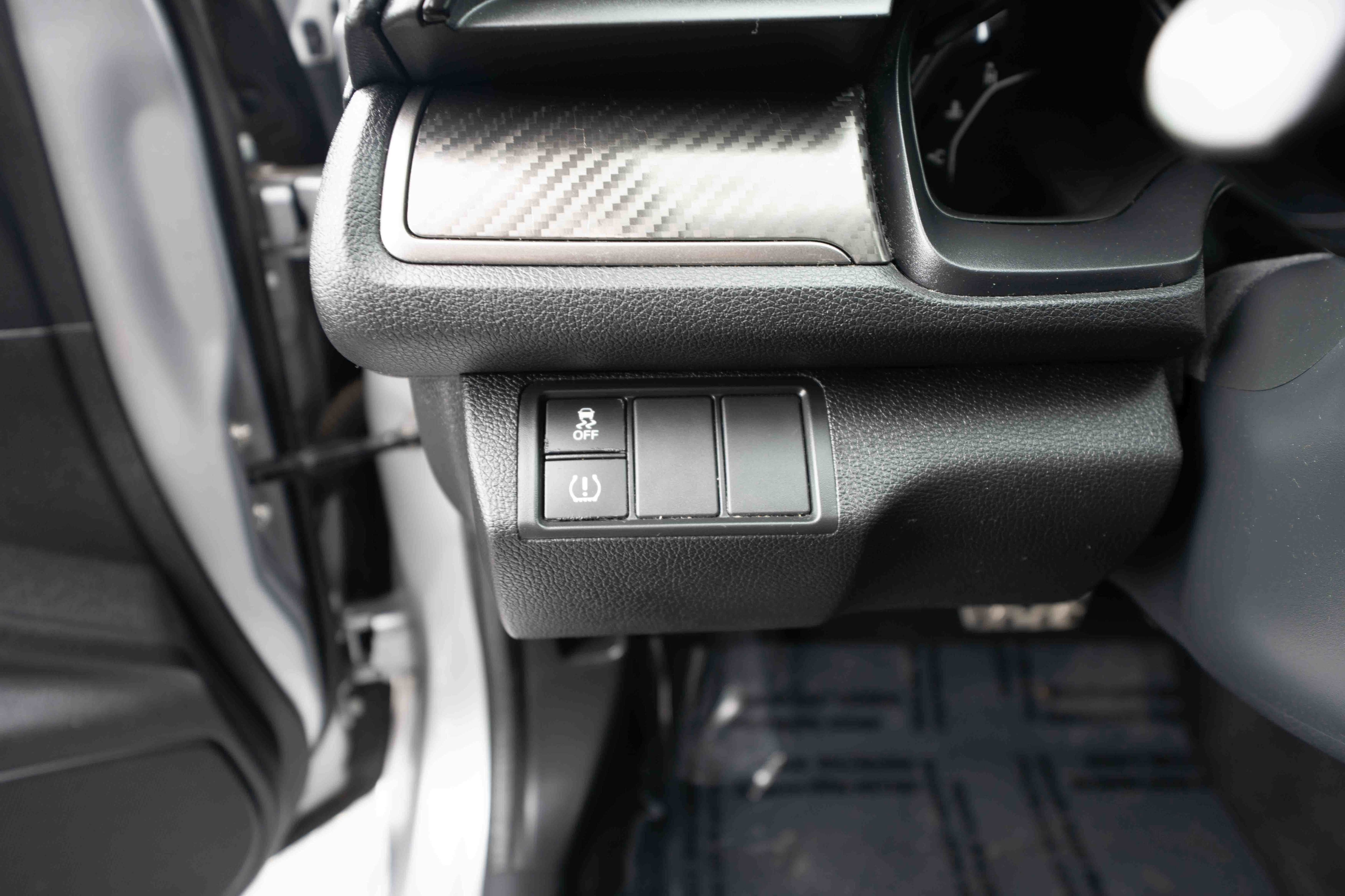Used 2018 Honda Civic Sport image 11