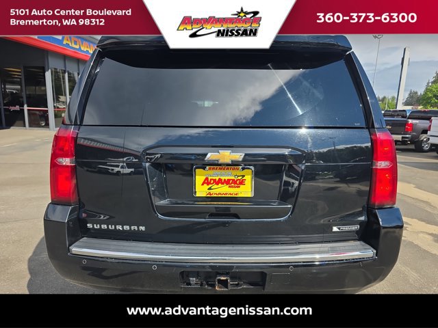 Used 2017 Chevrolet Suburban Premier AWD/4WD image 4