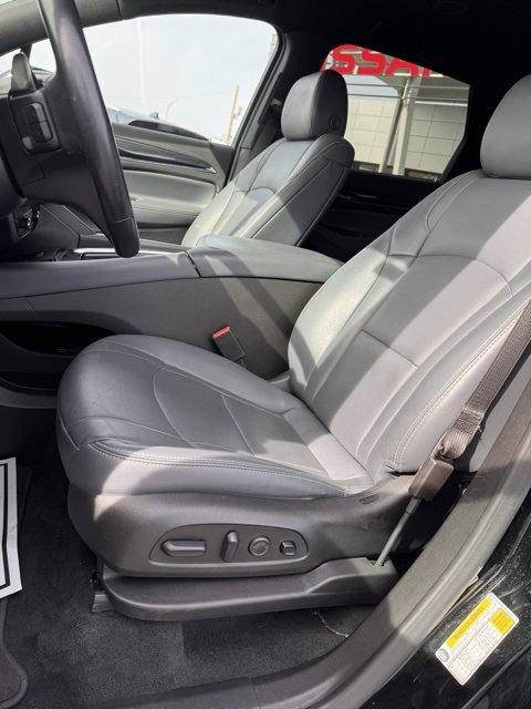 Used 2024 Buick Enclave Premium image 9