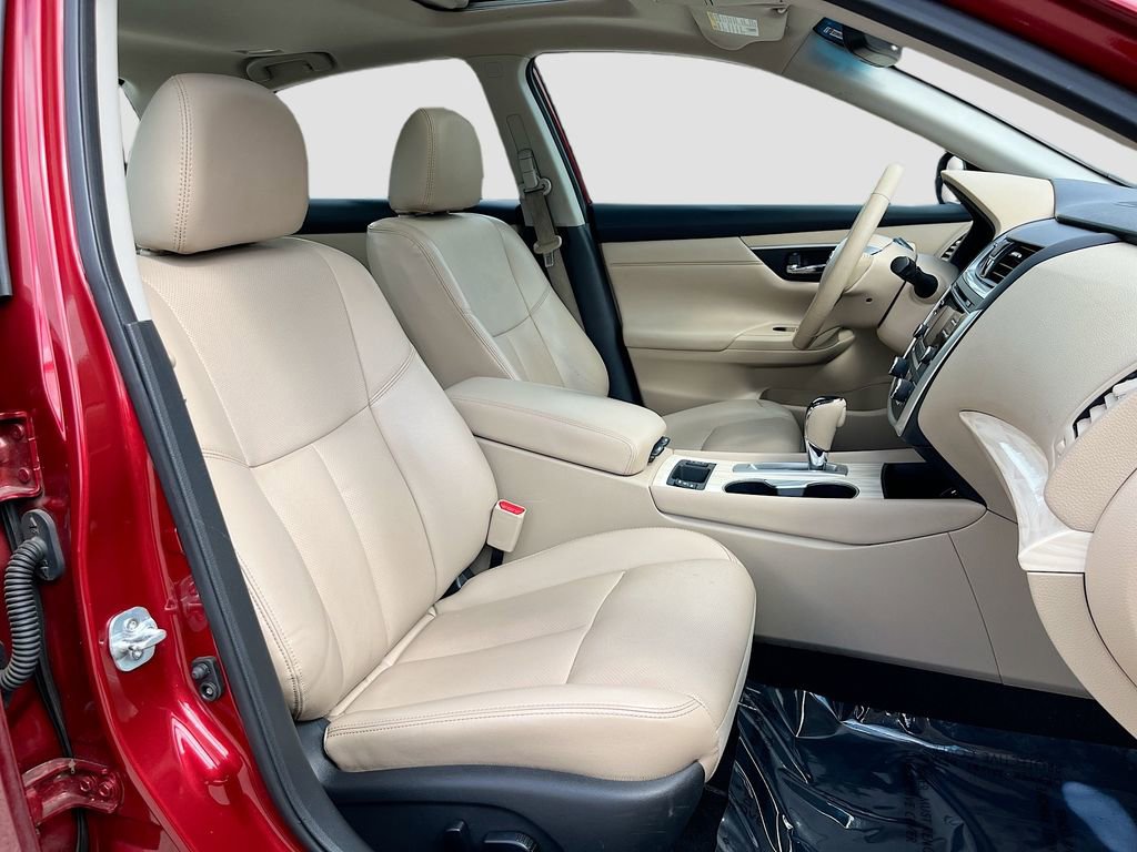 Used 2017 Nissan Altima 2.5 SL w/ Moonroof Package image 29