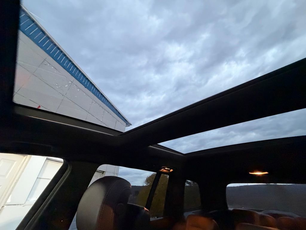 Used 2017 Mercedes-Benz GLS 63 AMG 4MATIC image 25