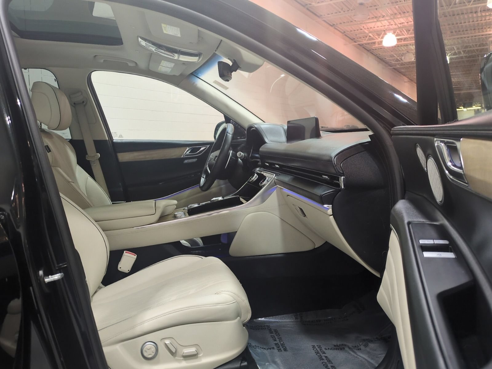 Used 2023 Genesis GV80 2.5T w/ Prestige 20" Package AWD/4WD image 9