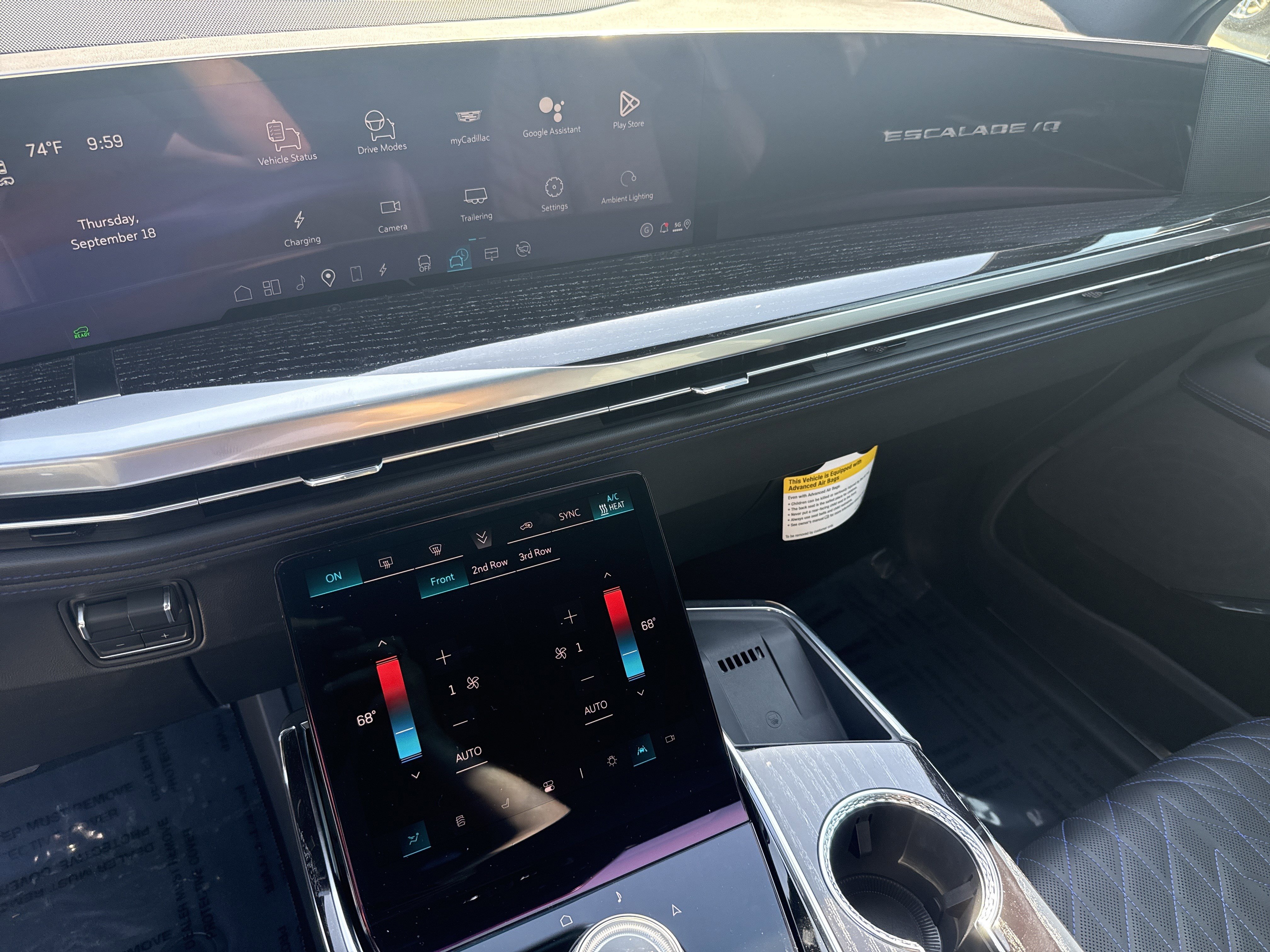 New 2026 Cadillac Escalade IQ Sport 1 w/ LPO, ONYX Package image 15