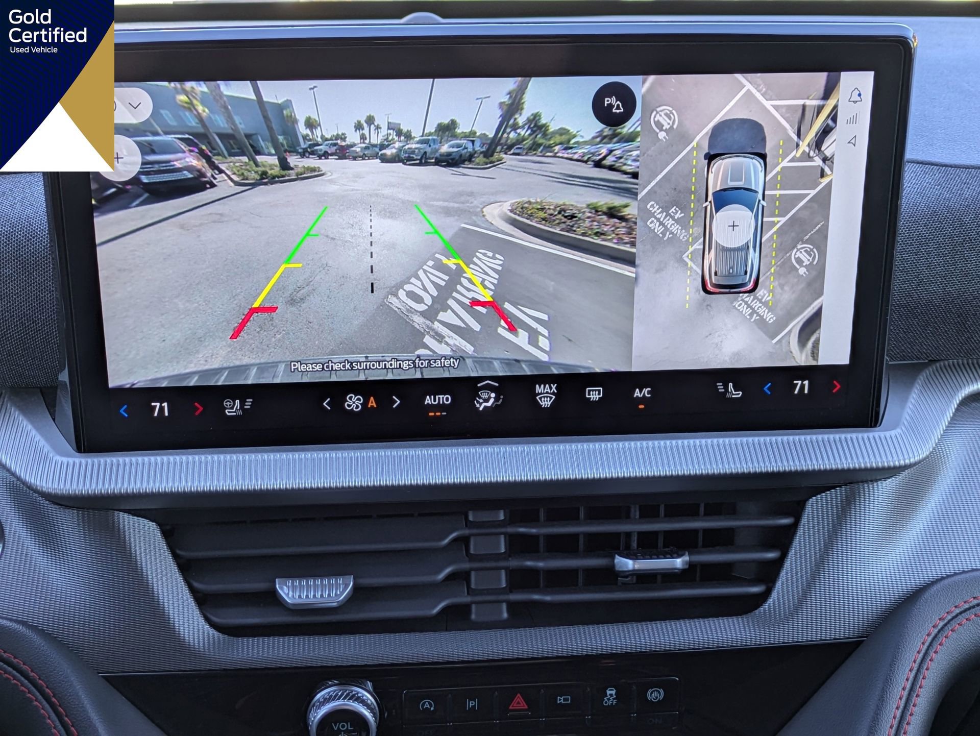 Certified 2025 Ford Explorer ST-Line AWD/4WD image 27