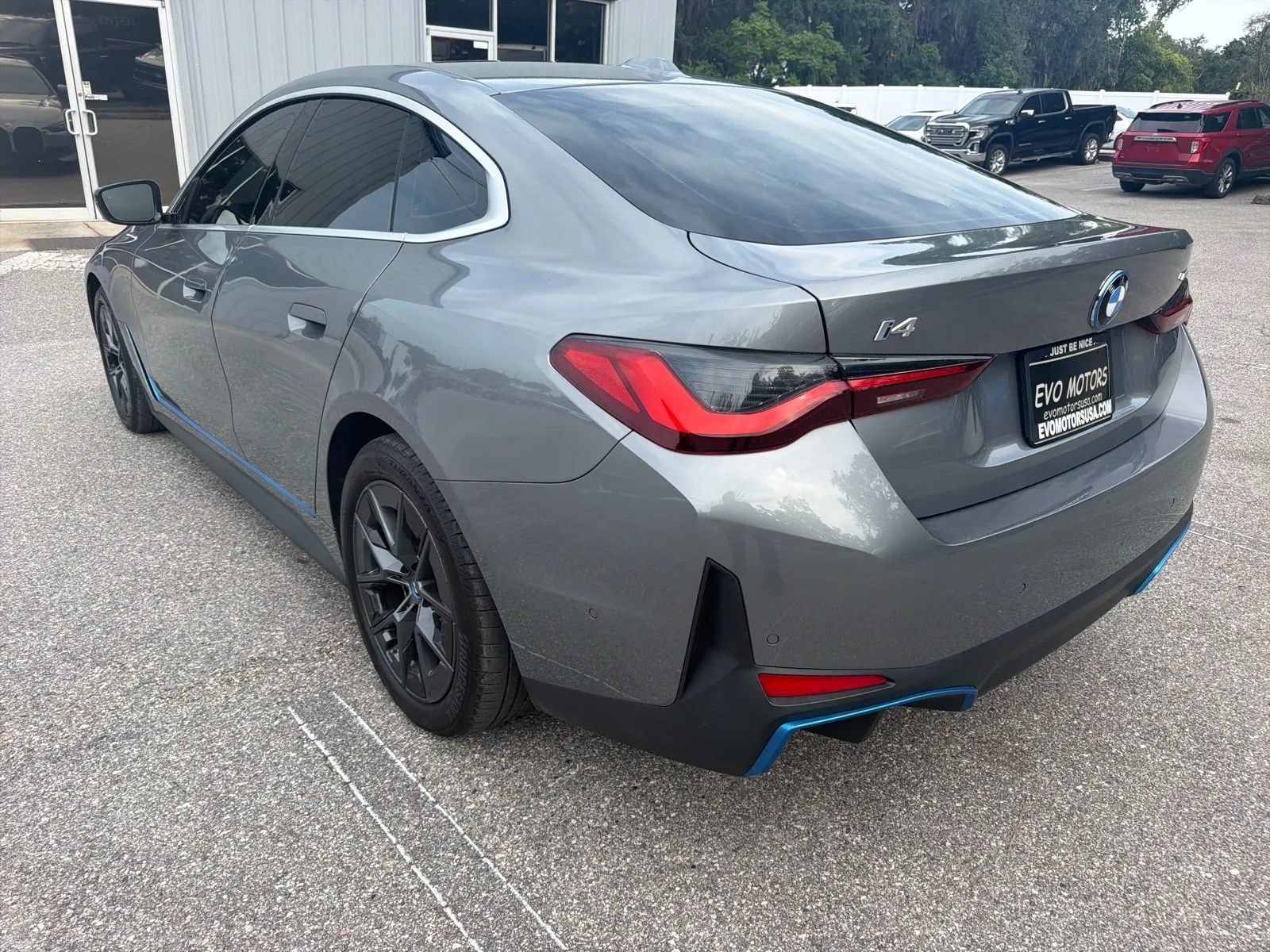 Used 2023 BMW i4 eDrive35 w/ Parking Assistance Package RWD image 21