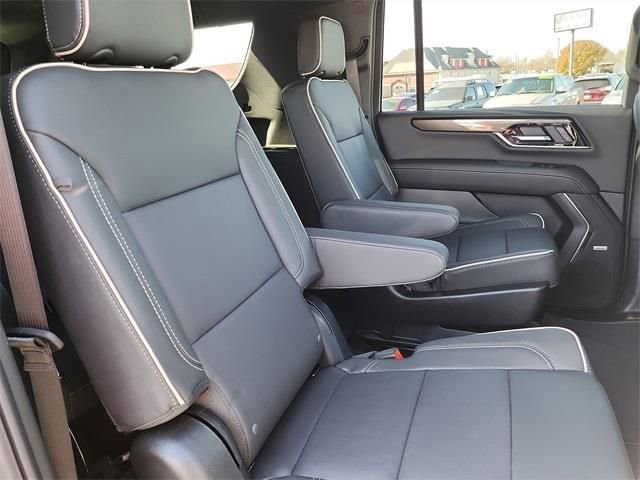 New 2026 GMC Yukon XL Elevation AWD/4WD image 19