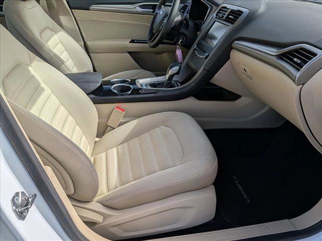 Used 2013 Ford Fusion SE image 18