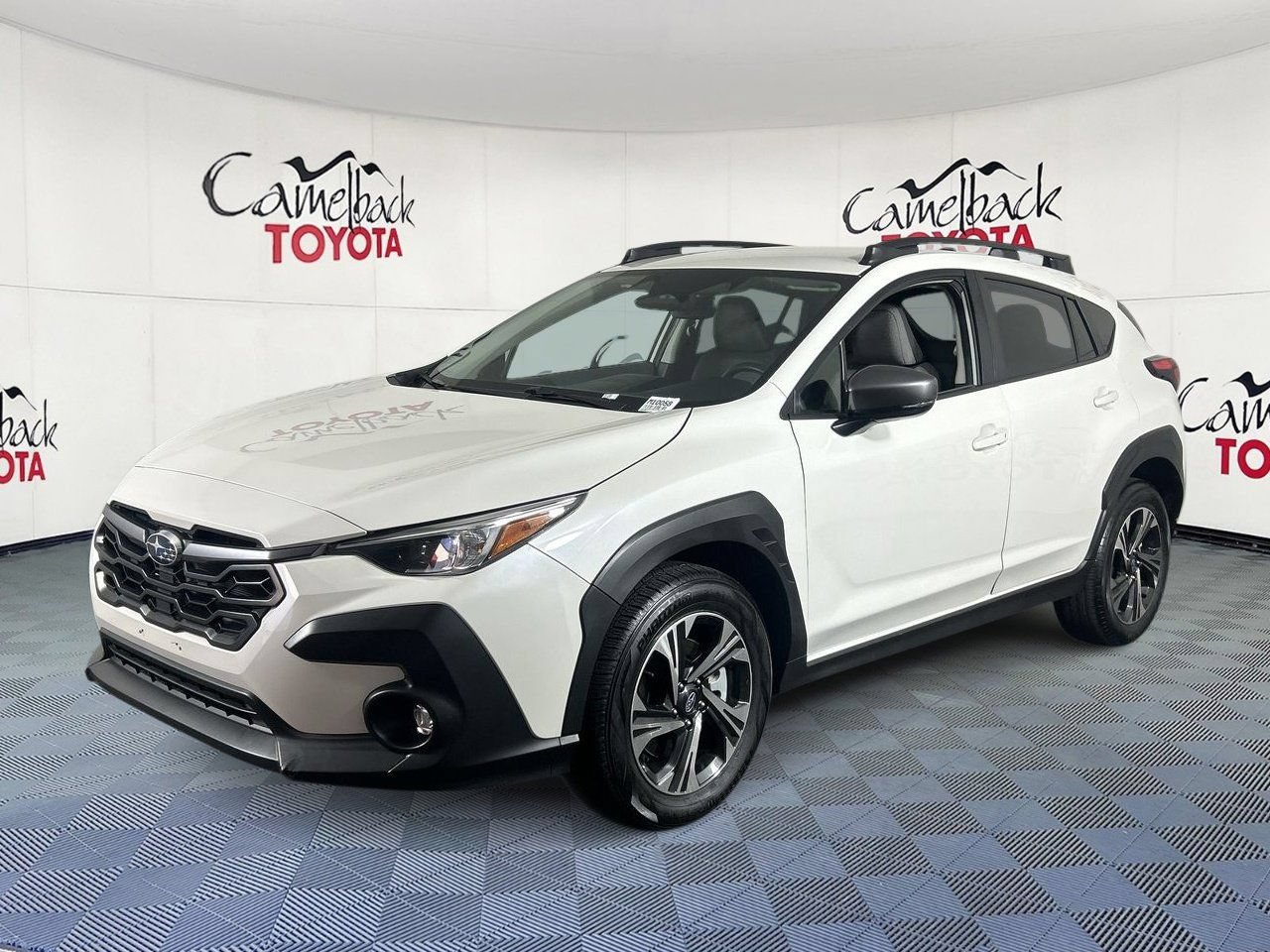 Used 2024 Subaru Crosstrek 2.0i Premium w/ Crosstrek Mirror Package AWD/4WD image 4