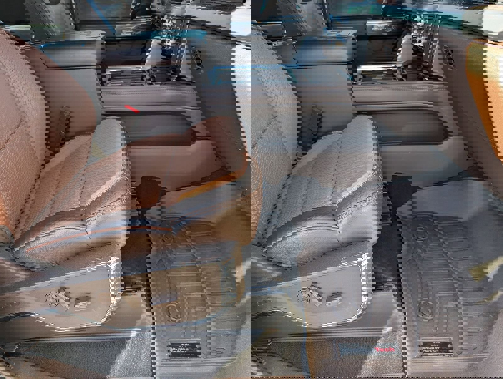 Used 2025 Ford F250 King Ranch w/ Chrome Package image 31