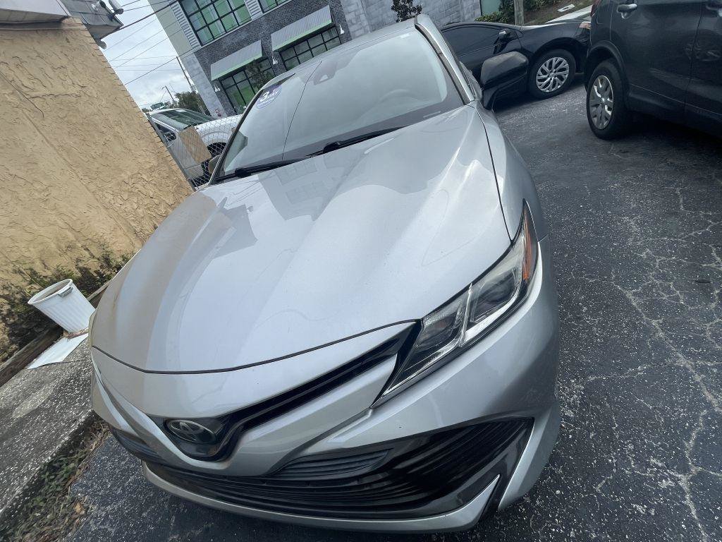 Used 2019 Toyota Camry LE FWD image 12