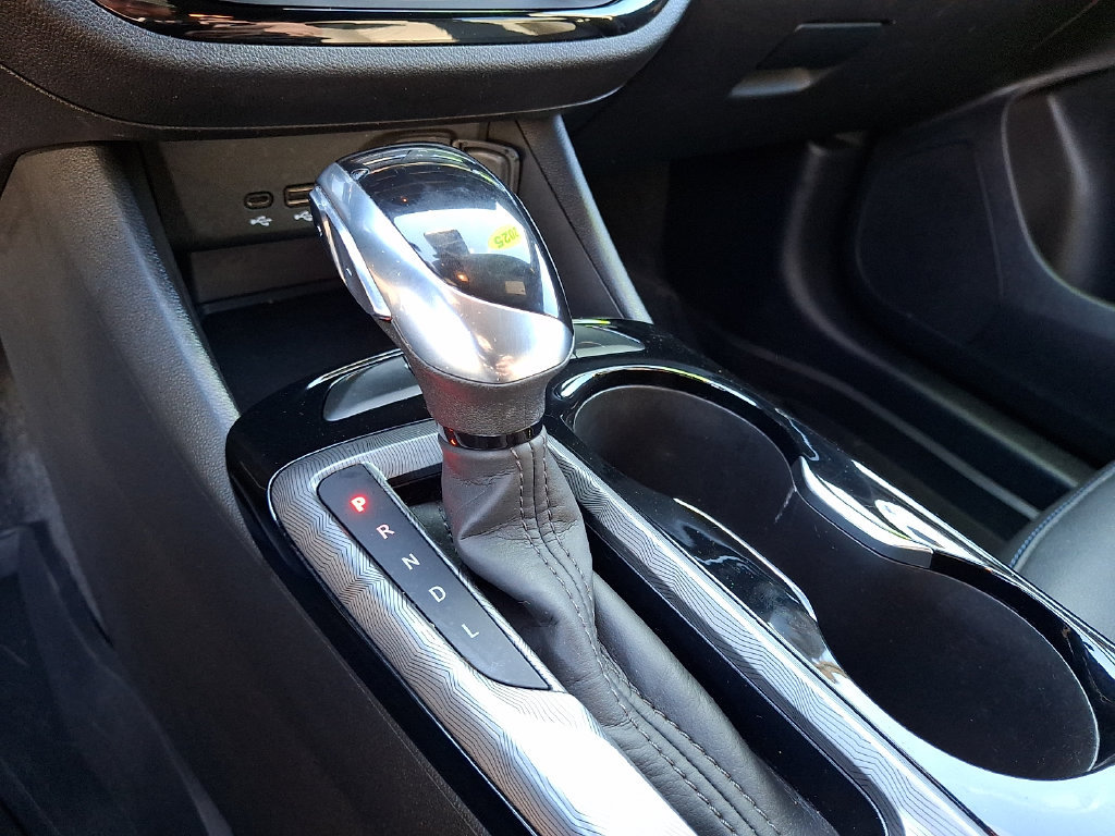 Used 2025 Buick Envista Sport Touring FWD image 15