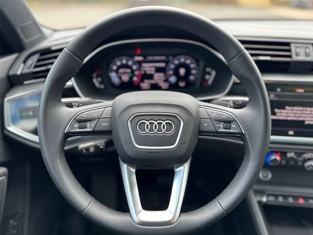 Certified 2025 Audi Q3 2.0T Premium w/ Convenience Package AWD/4WD image 20