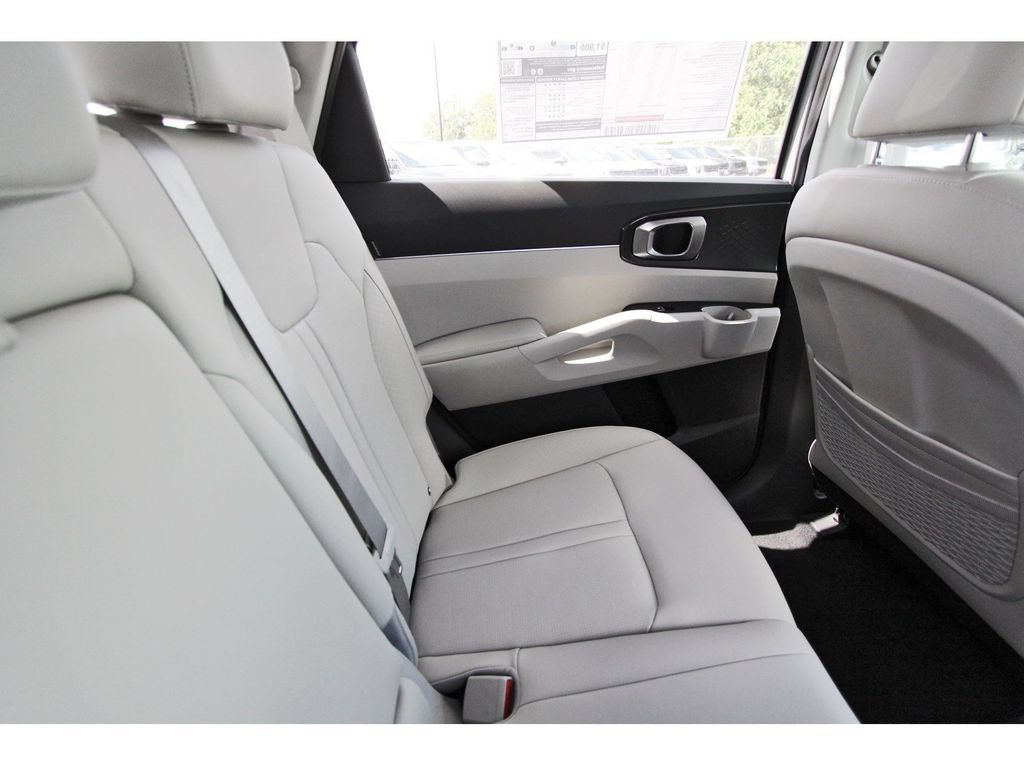 New 2026 Kia Sorento S FWD image 10