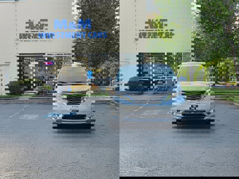 Used 2014 Toyota Sienna XLE image 66