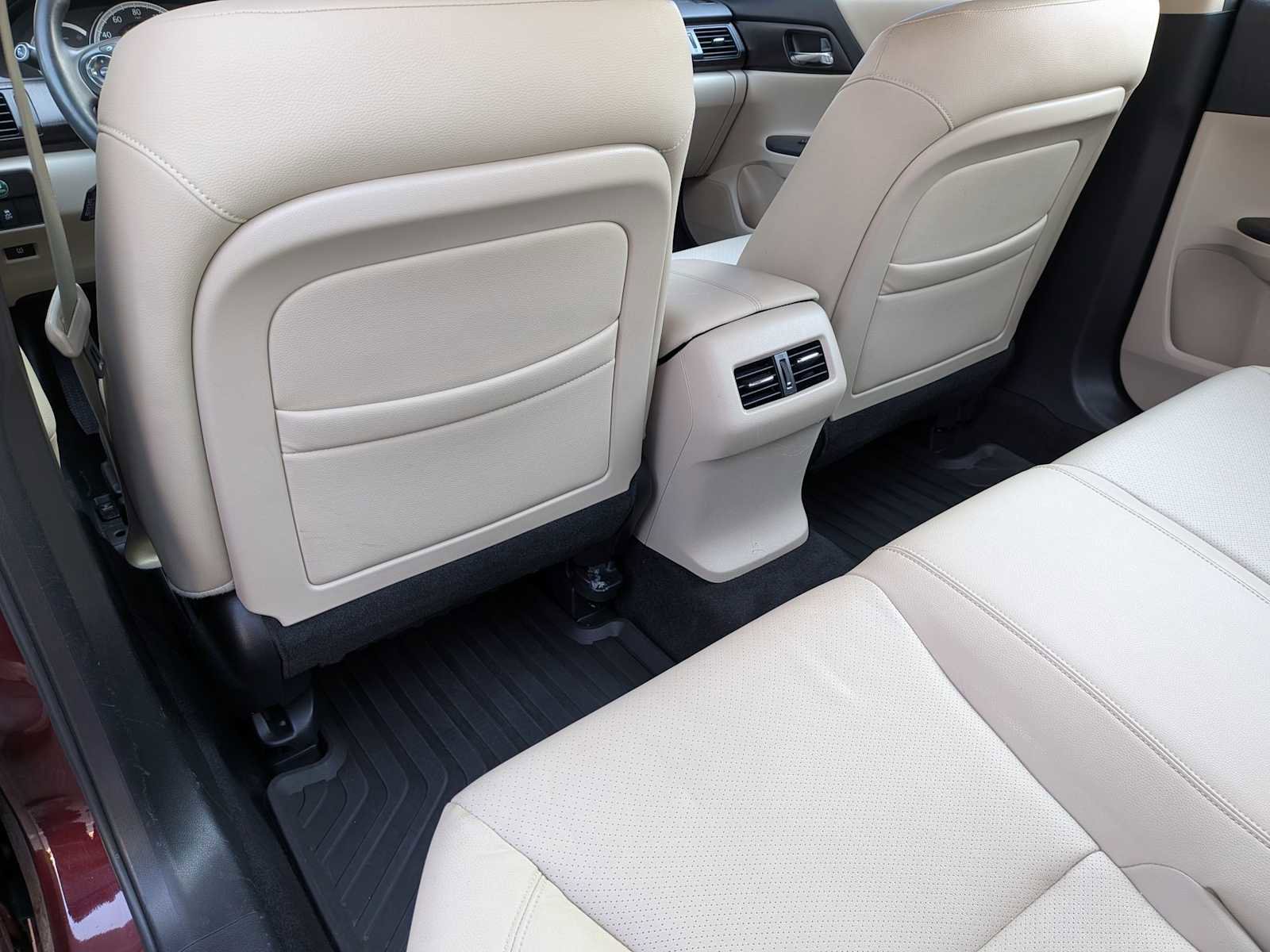 Used 2014 Honda Accord EX-L image 17