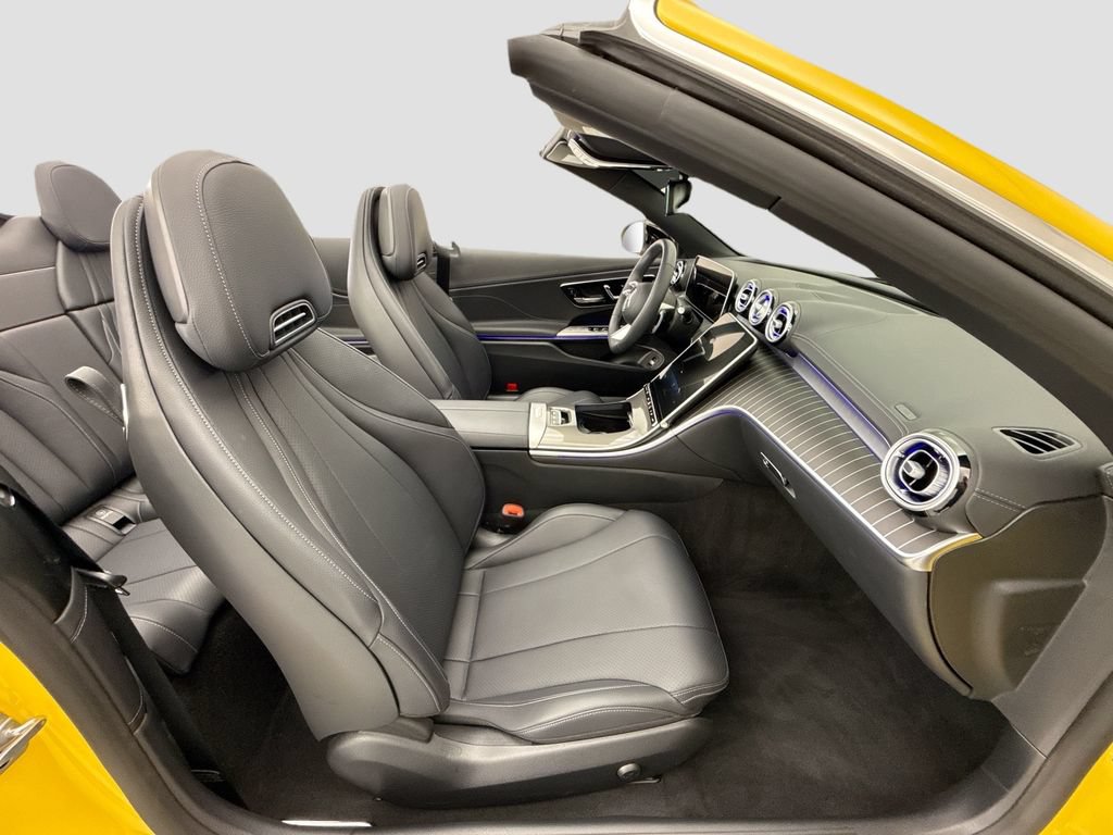 Used 2026 Mercedes-Benz CLE 300 4MATIC Cabriolet w/ Night Package image 18