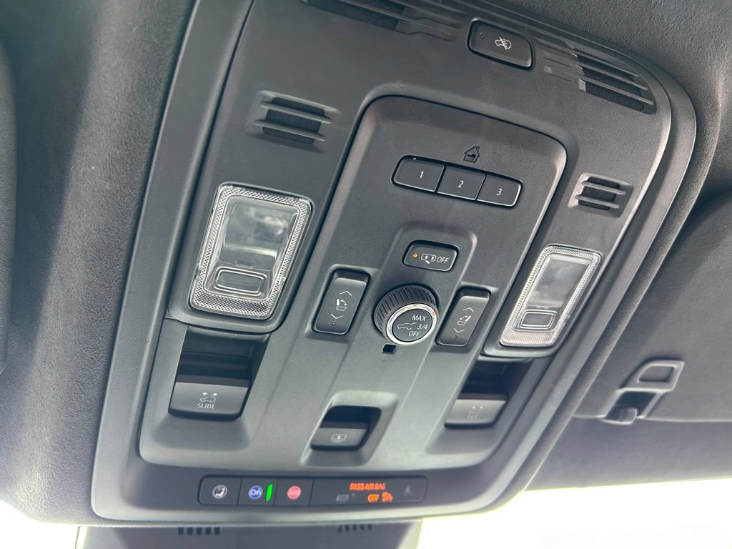 Used 2023 Cadillac Escalade ESV V AWD/4WD image 67