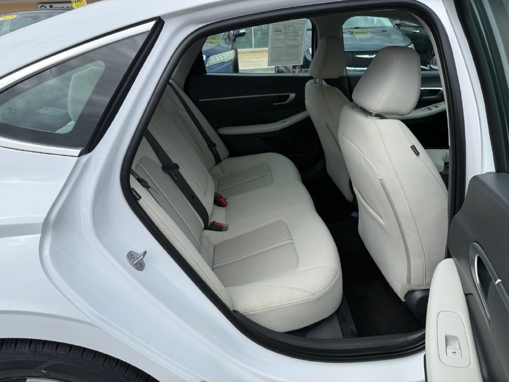Used 2025 Hyundai Sonata SEL FWD image 24