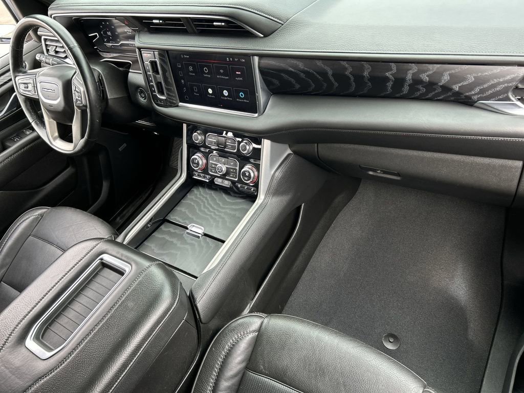 Used 2023 GMC Yukon Denali w/ Max Trailering Package image 29