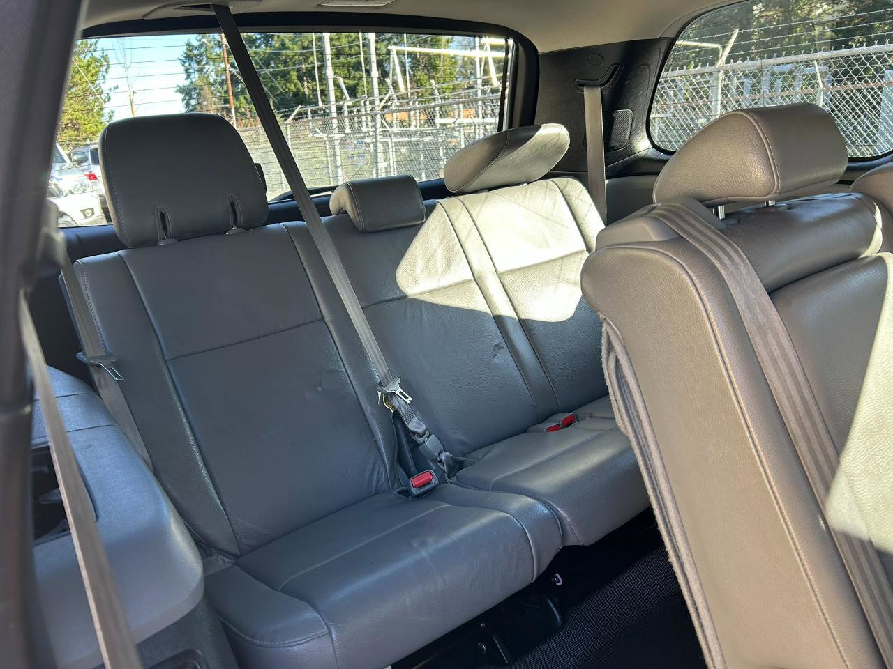 Used 2018 Toyota Sequoia SR5 w/ Premium Package AWD/4WD image 21