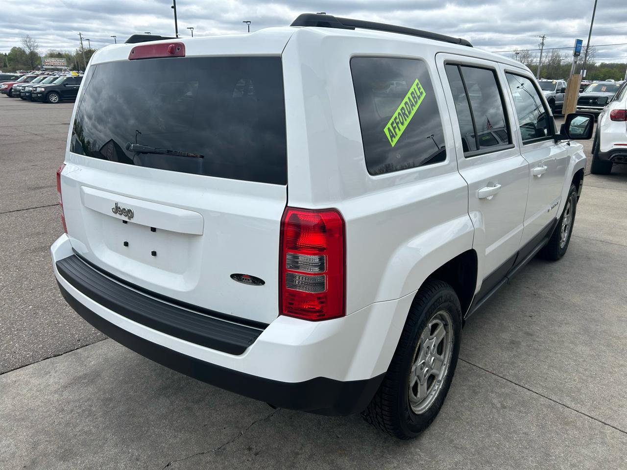 Used 2012 Jeep Patriot Sport FWD image 5