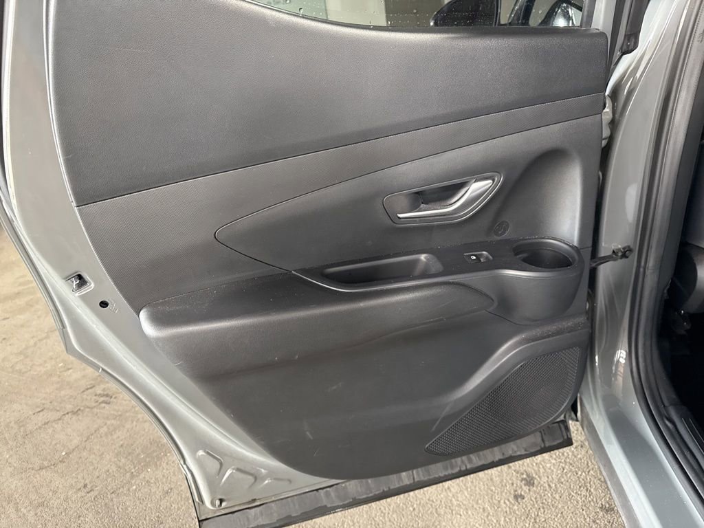 Used 2023 Hyundai Santa Cruz SEL image 17