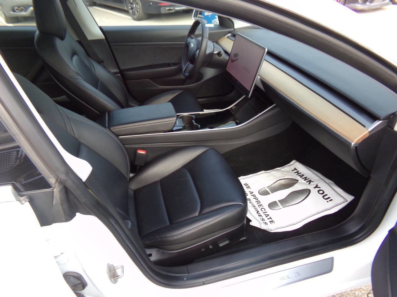 Used 2020 Tesla Model 3 Standard Range Plus image 26
